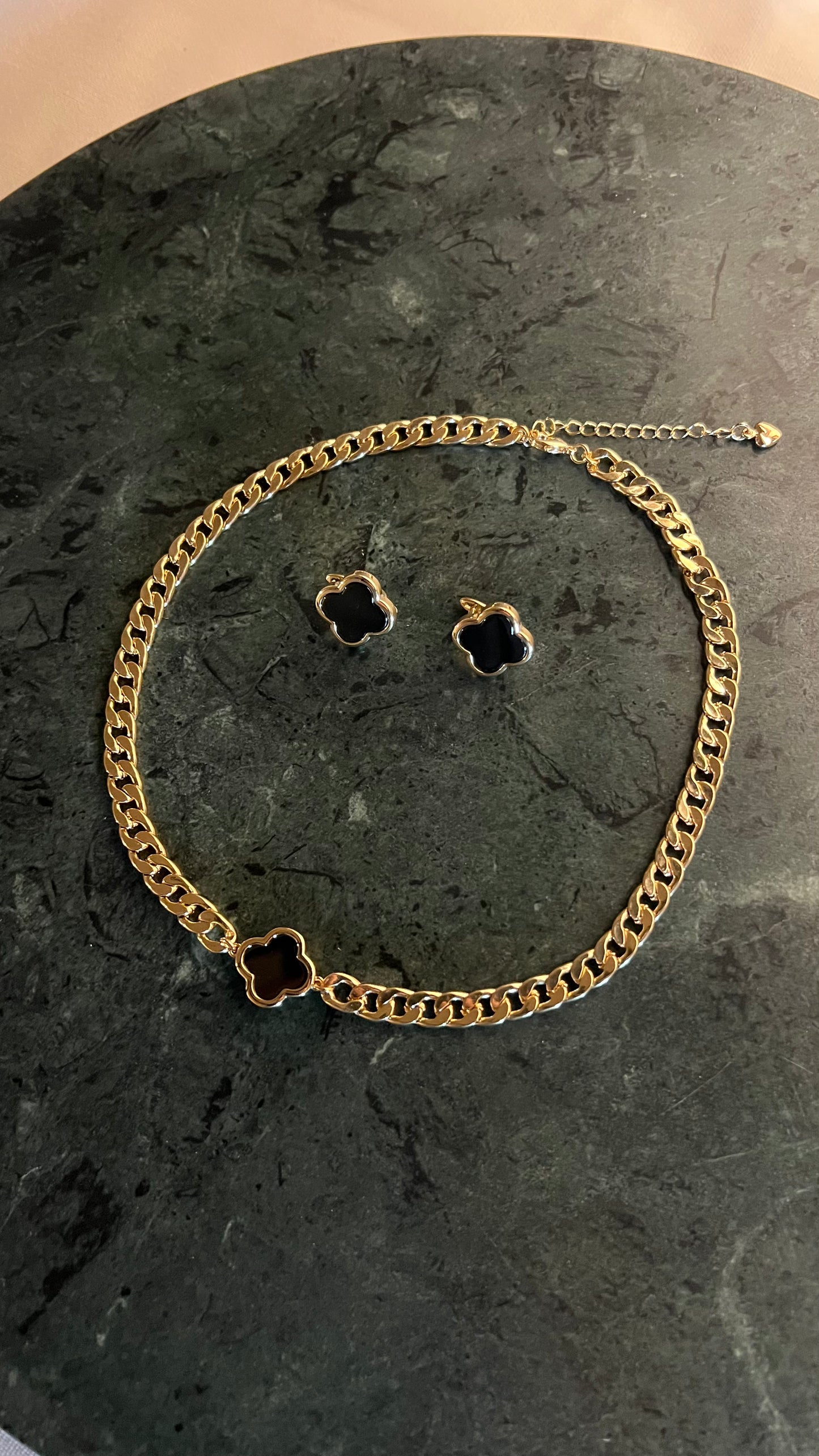 Necklace with massive chain and mother of pearl clover connector. Gift for her